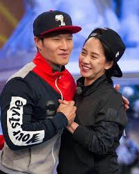 Ever wondered what korean actress and running man star song ji hyo is really like? Kim Jong Kook Song Ji Hyo Forced To Leave Running Man