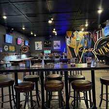 top 10 best sports bar with tv near