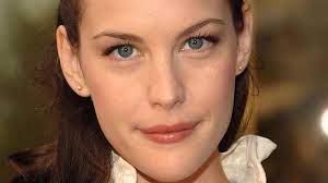 lip color liv tyler wore in the lord of