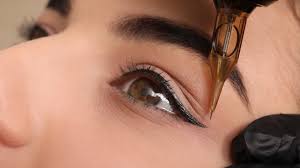 what are the dangers of permanent eyeliner