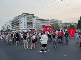 Συνταγμα τησ ελλαδασ 'αρθρο 3: Sygkentrwsh Diamartyrias Sto Syntagma Gia Tis Pyrkagies A8hna 9 84