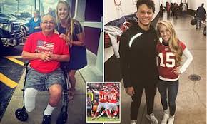 He is the son of former major league baseball (mlb) pitcher pat mahomes. Stepfather Of Kansas City Chiefs Qb S Girlfriend Dies After Collapsing During Game Daily Mail Online
