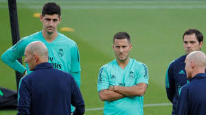 Thibaut courtois, a chelsea goalkeeper has confirmed he has split from his pregnant girlfriend and the mother of his child,the sun uk reports. The Dad Of Thibaut Courtois Does Not Understand The Attitude Of Eden Hazard And Evokes A Lack Of Professionalism