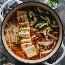 vegan kimchi jjigae y korean stew