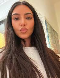 kim kardashian has super long eyelashes