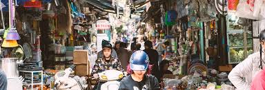 6 best local markets in hanoi vietnam