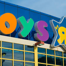 is toys r us closing all locations not