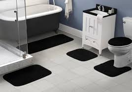 nylon bath mat set in the bathroom rugs