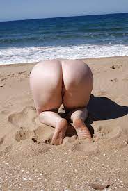 Mature Chubby Nude Beach Fun ( BBW AND BEARS ) - Photo #23 / 32 @ x3vid.com