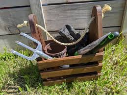 Wood Garden Tote With Rope Handle