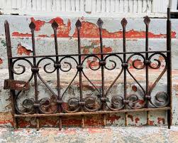 Heart Spiked Fence Gate Antique Metal