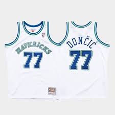This was his second straight game with seven. Men S Mavericks 77 Luka Doncic 2020 2021 White Throwback Jersey Nanyangsports06 On Artfire