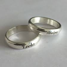 clic name engraved silver couple rings