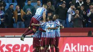 Leader Trabzonspor passed Adana Demirspor obstacle with 2 goals