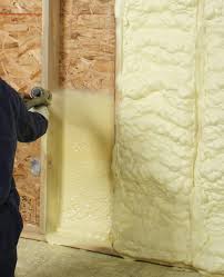 Closed Cell Spray Foam Between Studs