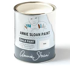 The Top Chalk Paint Brands Making