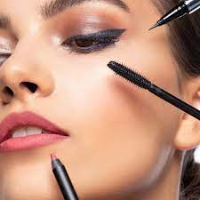 professional makeup training course