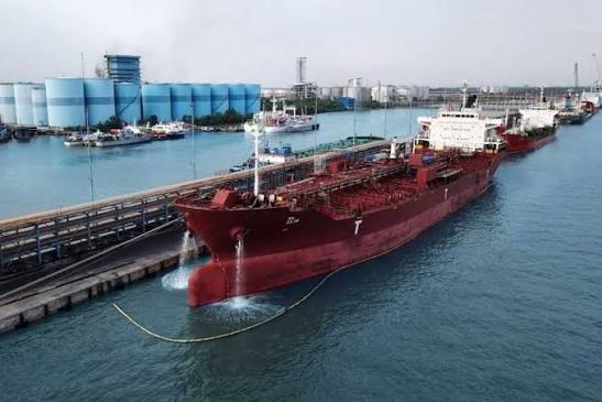 GoRiau - Investasi Riau Capai Rp12,8 Triliun, Vera: Wilayah Kita Tetap Jadi Magnet Investor