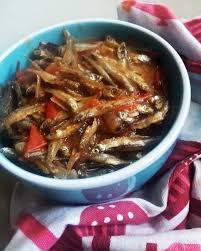 200 g omena, 2 tomatoes, half onion, some salt, green pepper, cooking oil. How To Cook Omena With Lemon Akinyi S Fresh Deep Fried Omena Home Facebook Omena Recipe And How To Cook