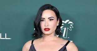 demi lovato s enement ring get the look