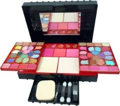 ads makeupkit apht mkt in india