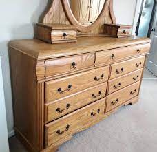 Portland's best discount bedroom furniture. Blackhawk Furniture Company Gorgeous Amish Mission Arts Crafts Style Oak Cedar Lined Bottom Drawers Only Gentlemen S Dresser With Oval Mirror Excellent Condition 1173 Prestigious Blackhawk Furniture Company Auction Featuring