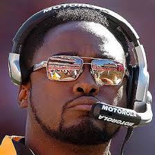 Steelers Head Coach Mike Tomlin always seems to have the pulse on what is cool. He needs to worry more about his in game decision making. - mike-tomlin1