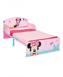 Your little one will surely love sitting here to do her homework and other miscellaneous activities. Mickey Minnie Mouse Bedding And Bedroom Accessories