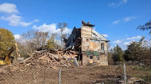 old brewster house in flanders demolished