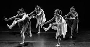 Danza moderna: cos'è e cosa comprende | Scuola di Danza A. C. ...
