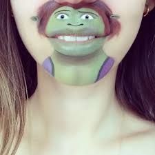 makeup artist uses cartoons for lip art