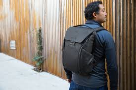 We can't compare the two as we do not have the 20l version. Peak Design Everyday Backpack V2 Review Duuude Only The Good Stuff Reviews Must Grabs And Deals