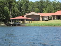 Caney creek reservoir is a forested body of water covering roughly 5,000 acres. Relaxing Lake Front At Caney Lake Guesthouses For Rent In Chatham Louisiana United States