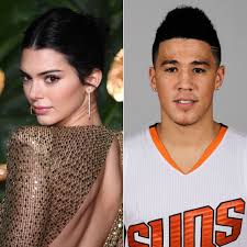 She has a younger sister, kylie. Kendall Jenner Catches Devin Booker S Eye With New Bikini Pic