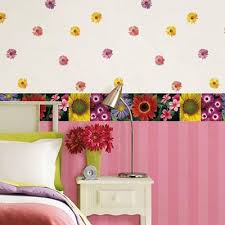 how to hang a wallpaper border the