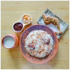 Pakistani recipes | kfoods offers traditional pakistani foods recipes in urdu, english & videos. Kacchi Roast Chatney Borhani Jorda Desh Catering