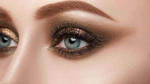 how to do a metallic smokey eye gold