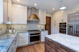considering white shaker cabinets for