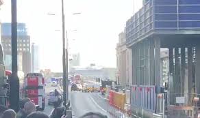 1 london bridge street, london, se1 9gf. London Bridge Shooting Panic As Shots Fired In Central London Police Shout Move Away Uk News Express Co Uk