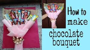 Kali ni kak share cara buat bouquet dengan menggunakan 1 coklat sahaja. Tutorial Bouquet Bajet Easy Wrapping Chocolate Bouquet Vidoe Cute766