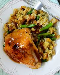 Garlic Chicken & Stuffing w/ Green Beans and Gravy! | Recipe | Chicken main  dish recipes, Poultry recipes, Chicken entrees