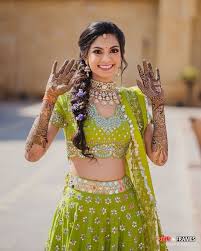 lime green is taking over the mehendi