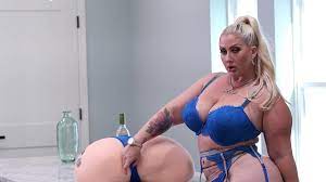 Sexy PAWG Mz. Dani Shows off her big booty sex toy - XVIDEOS.COM