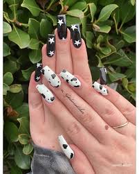 40 black and white nails for year round