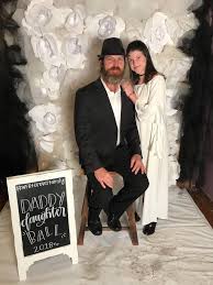 She was born on friday, september 12, 2003. Jason Silas Aka Jase Roberton Is Known For His Reality Tv Show Duck Dynasty And The Coo Of The Business Duck Jase Robertson Duck Dynasty Recipes Duck Dynasty