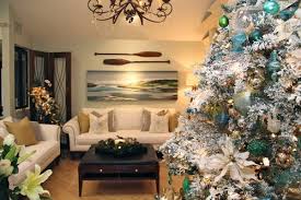 Save on trending posters, framed art, canvas art & more. Christmas Decorations With Beach Theme Transitional Living Room Home Decorating Ideas Home Decor Help