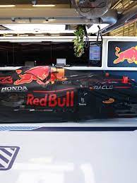 Red Bull gambar png