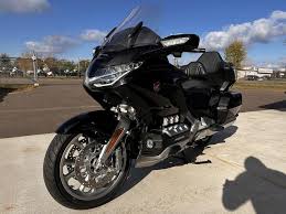 2019 honda gold wing tour automatic
