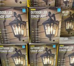 Koda Outdoor Wall Lantern Led Bulb 800