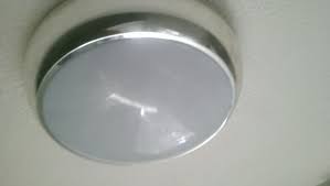 Changing Bathroom Ceiling Light Bulb Pogot Bietthunghiduong Co